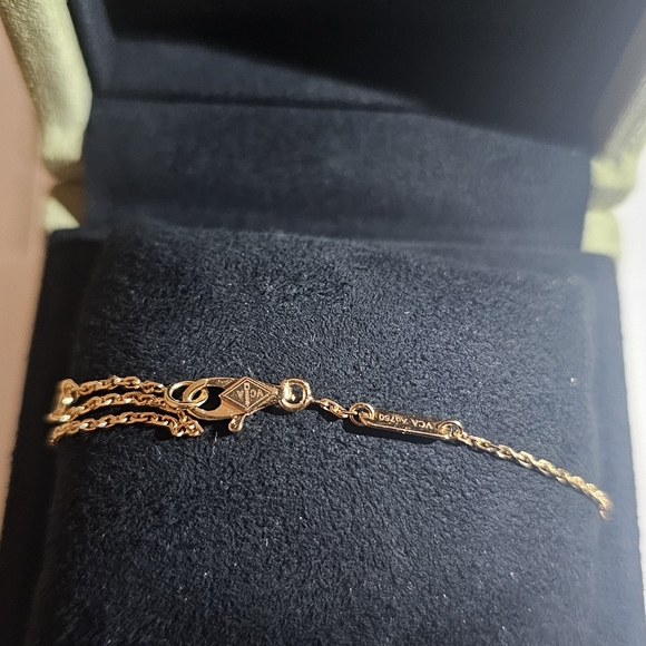 Van Cleef & Arpels White and Gold Butterfly Bracelet - Picture 3 of 7